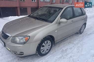 Хетчбек Kia Cerato 2004 в Івано-Франківську