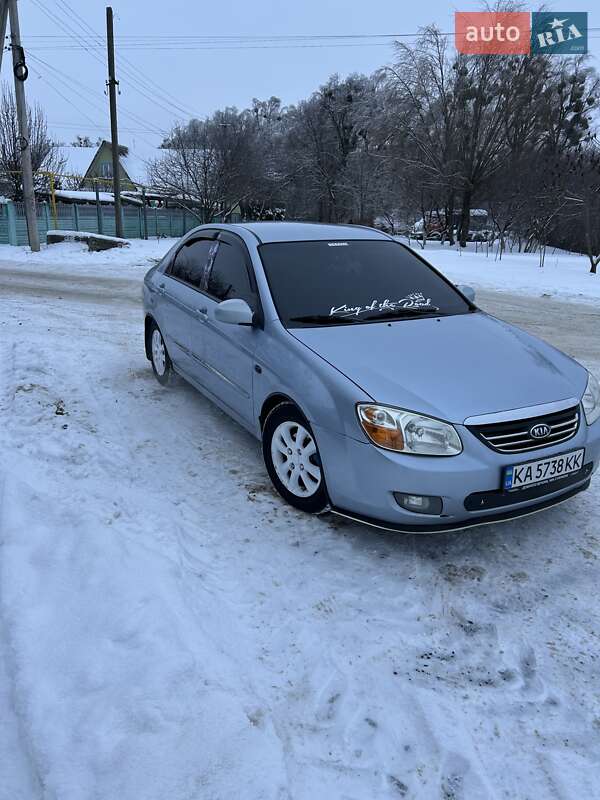 Седан Kia Cerato 2008 в Дымере