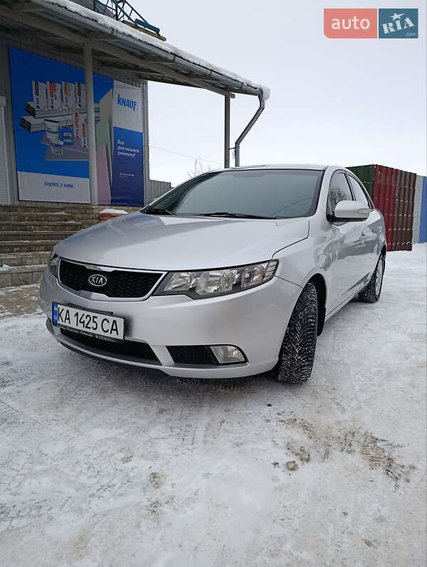 Седан Kia Cerato 2009 в Хмельнике
