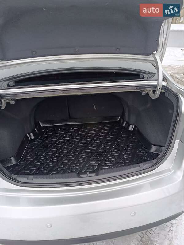 Седан Kia Cerato 2009 в Хмельнике