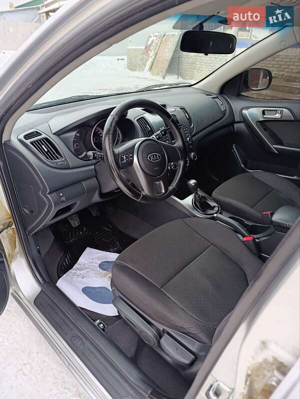 Седан Kia Cerato 2009 в Хмельнике