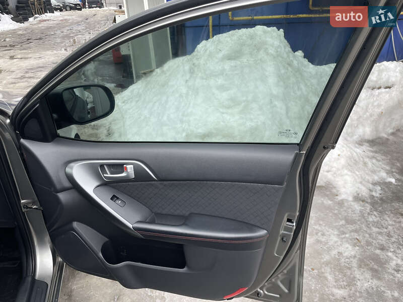 Седан Kia Cerato 2011 в Киеве фото 26 Седан Kia Cerato 2011 в Киеве