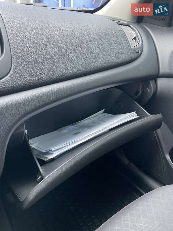 Седан Kia Cerato 2011 в Киеве фото 45 Седан Kia Cerato 2011 в Киеве