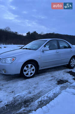 Седан Kia Cerato 2004 в Львові