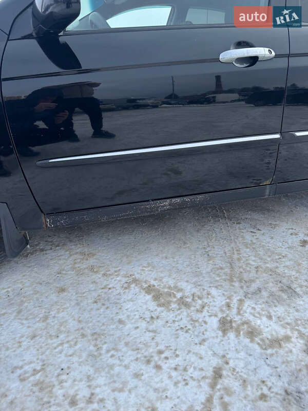 Седан Kia Cerato 2006 в Житомире