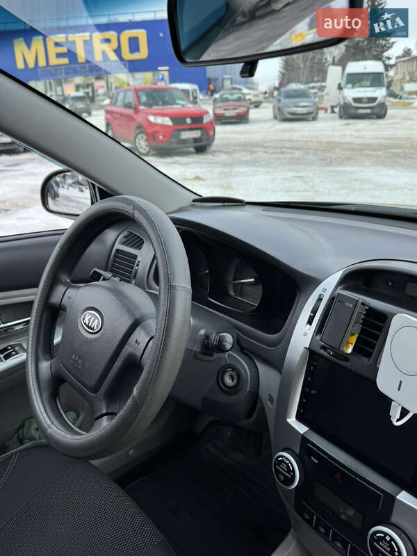 Седан Kia Cerato 2006 в Житомире