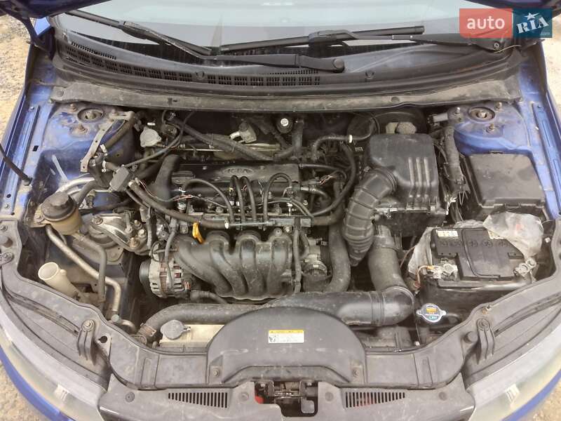 Седан Kia Cerato 2010 в Одессе