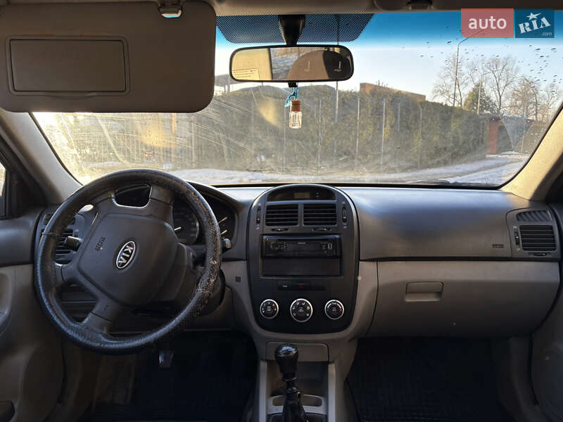 Седан Kia Cerato 2008 в Киеве