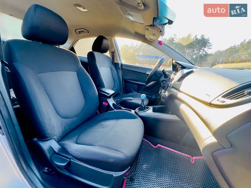 Седан Kia Cerato 2009 в Львове фото 18 Седан Kia Cerato 2009 в Львове