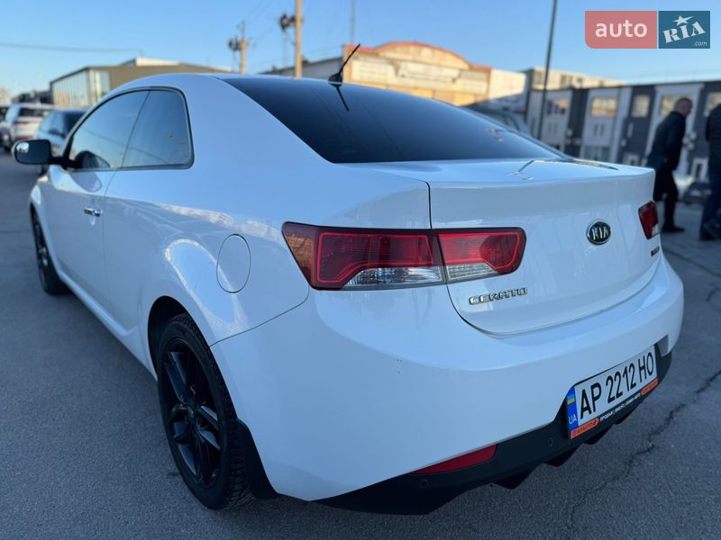 Купе Kia Cerato 2011 в Запорожье