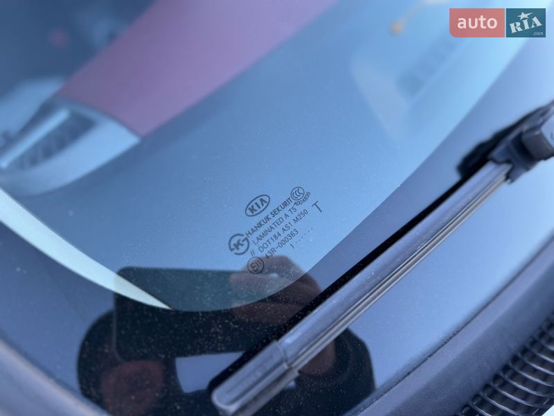 Купе Kia Cerato 2011 в Запорожье