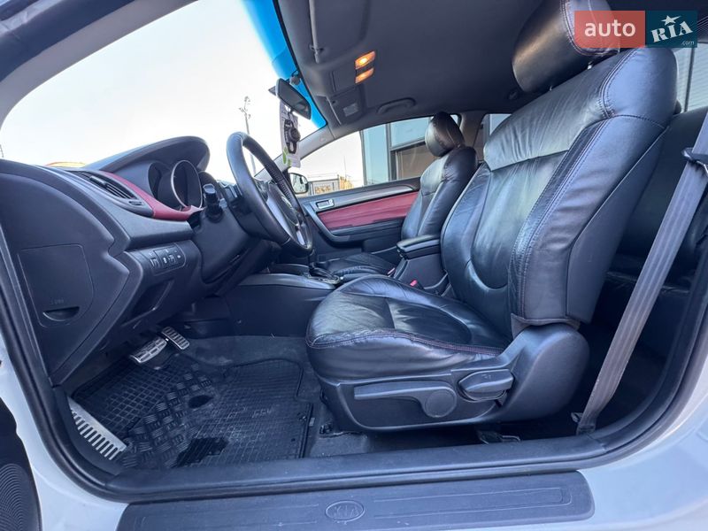 Купе Kia Cerato 2011 в Запорожье