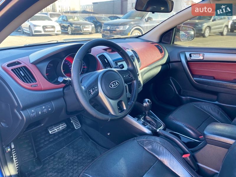 Купе Kia Cerato 2011 в Киеве