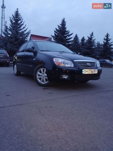 Седан Kia Cerato 2007 в Подольске