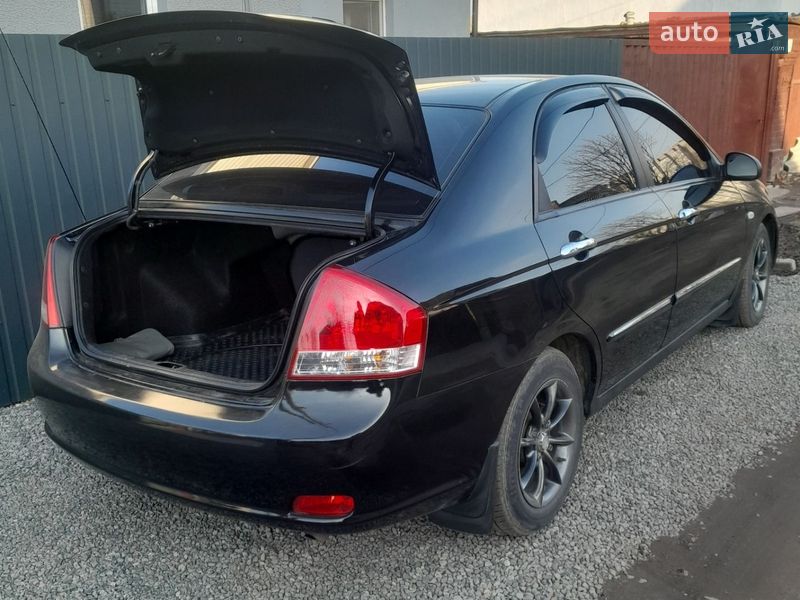 Седан Kia Cerato 2007 в Сумах