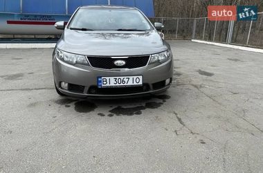 Седан Kia Cerato 2009 в Харькове