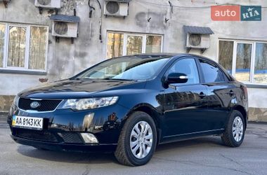Седан Kia Cerato 2009 в Киеве