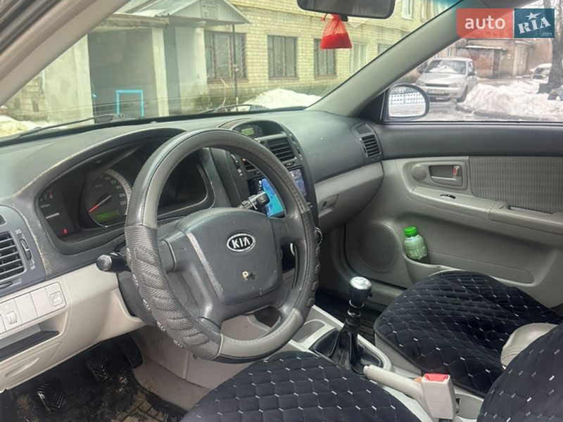 Седан Kia Cerato 2006 в Харькове