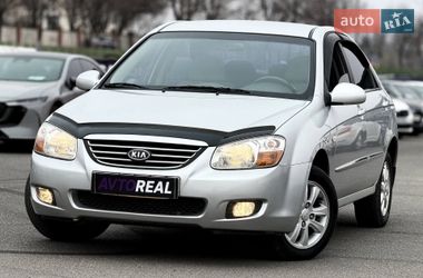 Седан Kia Cerato 2008 в Кривом Роге