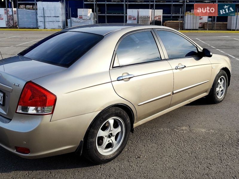 Седан Kia Cerato 2007 в Запоріжжі