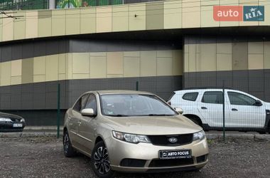 Седан Kia Cerato 2009 в Киеве