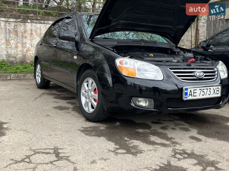 Седан Kia Cerato 2008 в Каменском