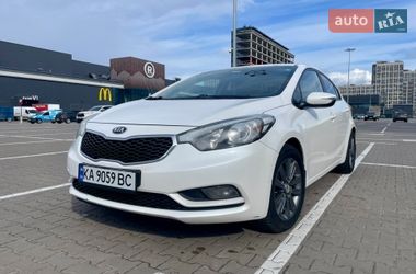Седан Kia Cerato 2013 в Києві