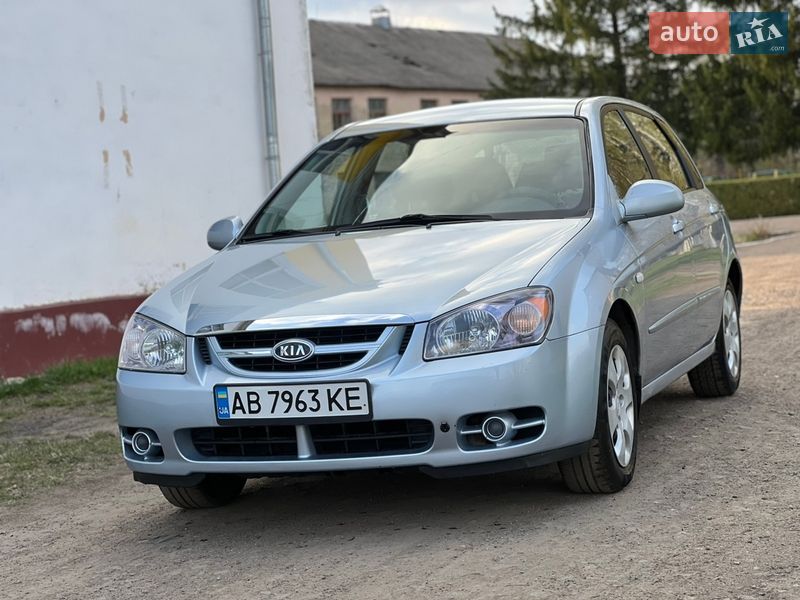 Kia Cerato 2005