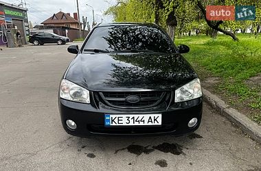 Седан Kia Cerato 2006 в Кривом Роге