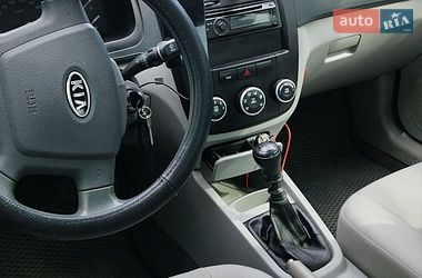 Седан Kia Cerato 2008 в Золотоноше