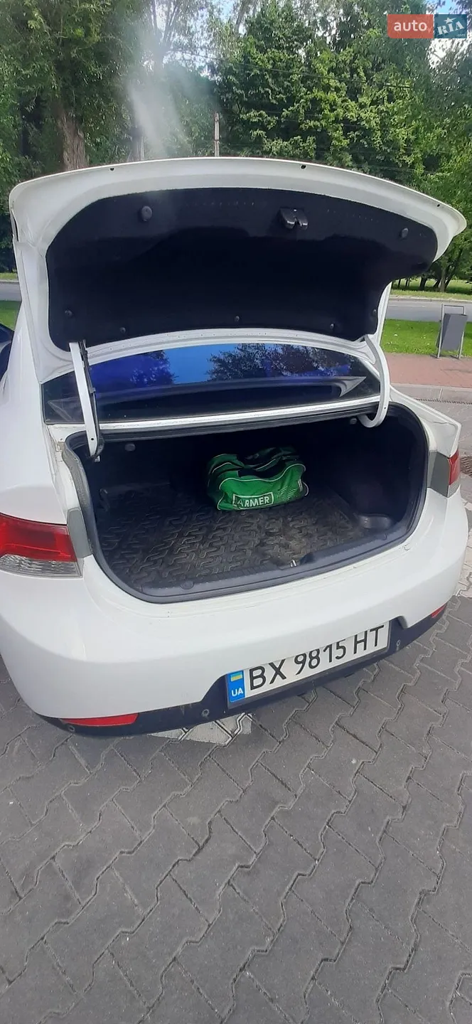 2010 Kia Cerato - мініатюра 14