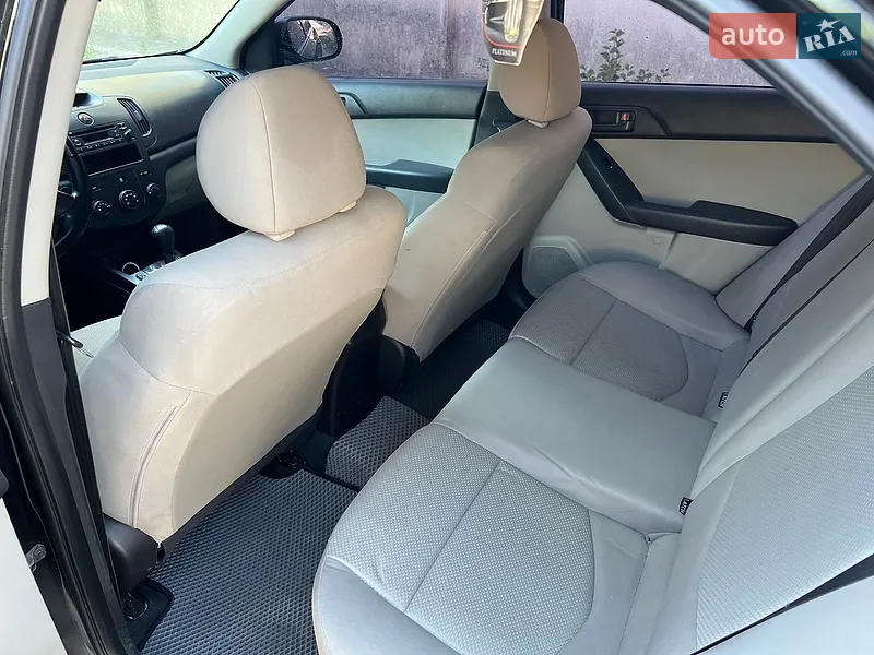 Kia Cerato 2009 VIN Y6DFH221395089834 фото оголошення 2 з 24