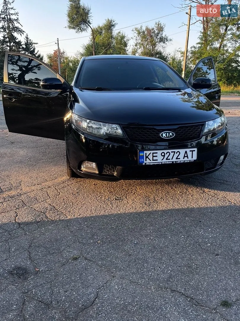 2011 Kia Cerato - мініатюра 2