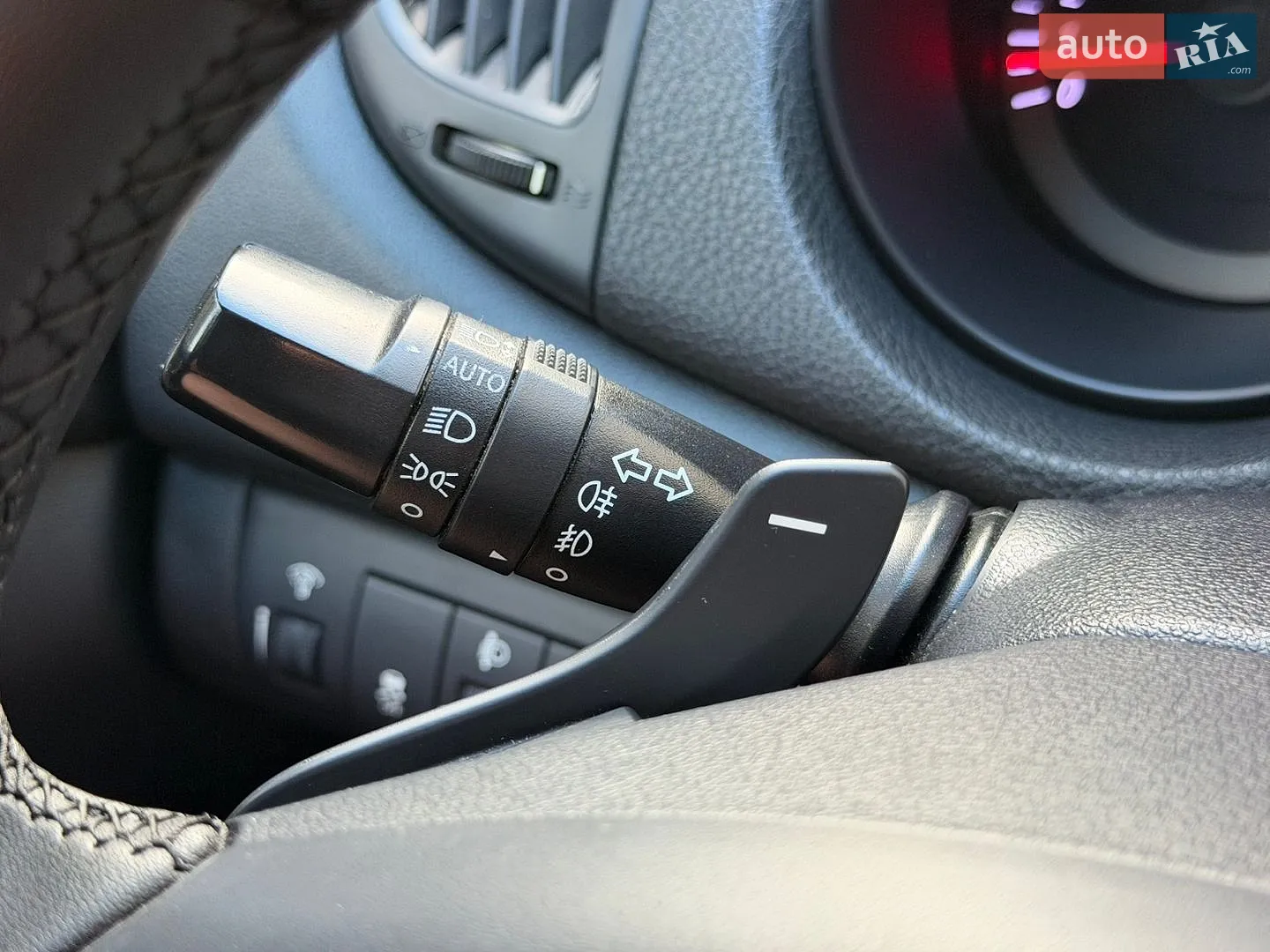 2011 Kia Cerato - мініатюра 27