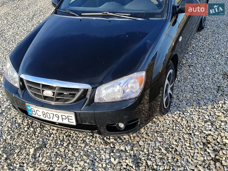 Kia Cerato 2005