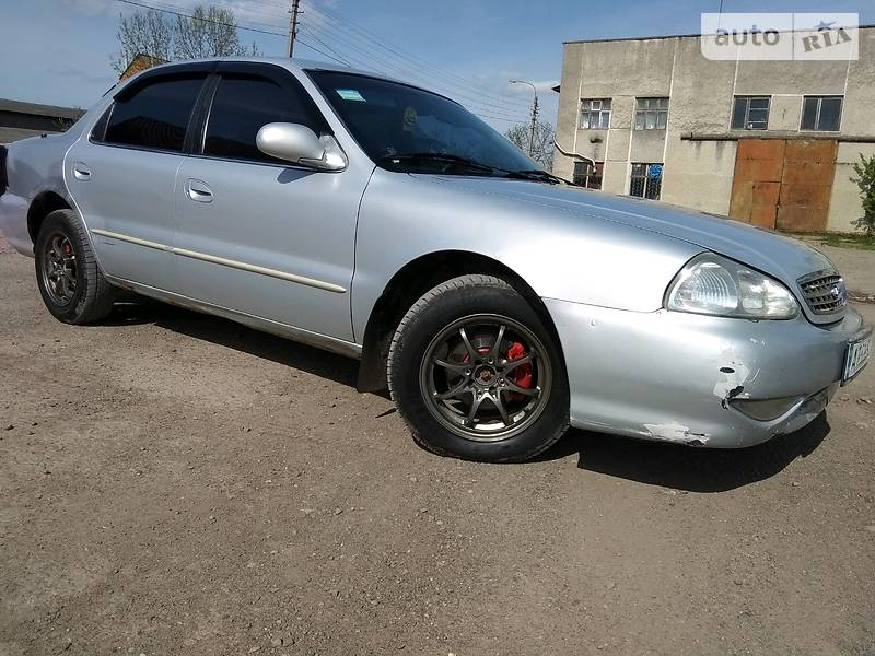 Kia Clarus 1998 года