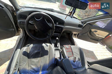 Седан Kia Clarus 2000 в Болграде
