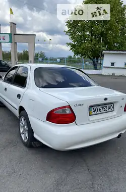 Kia Clarus 2000