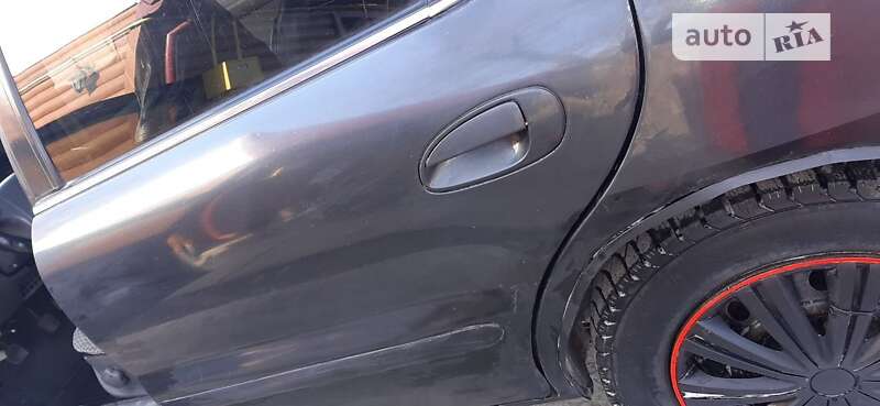 Седан Kia Clarus 1997 в Фастові