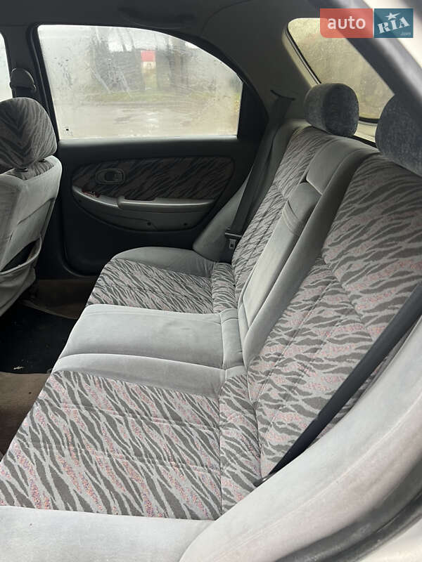 Универсал Kia Clarus 1998 в Городке