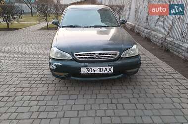 Седан Kia Clarus 1998 в Киеве