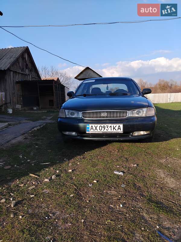 Седан Kia Clarus 1997 в Харкові