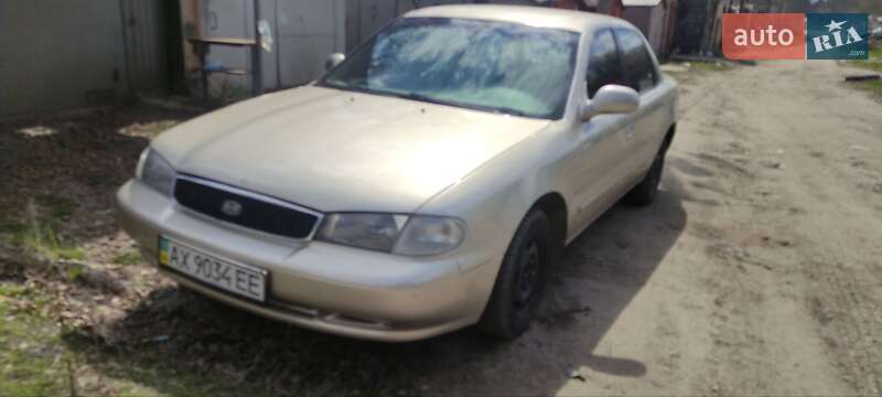 Седан Kia Clarus 1997 в 