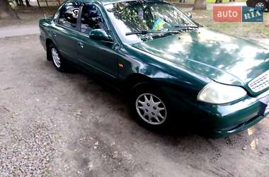 Седан Kia Clarus 2000 в 