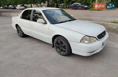 Универсал Kia Clarus 2000 в Чернигове