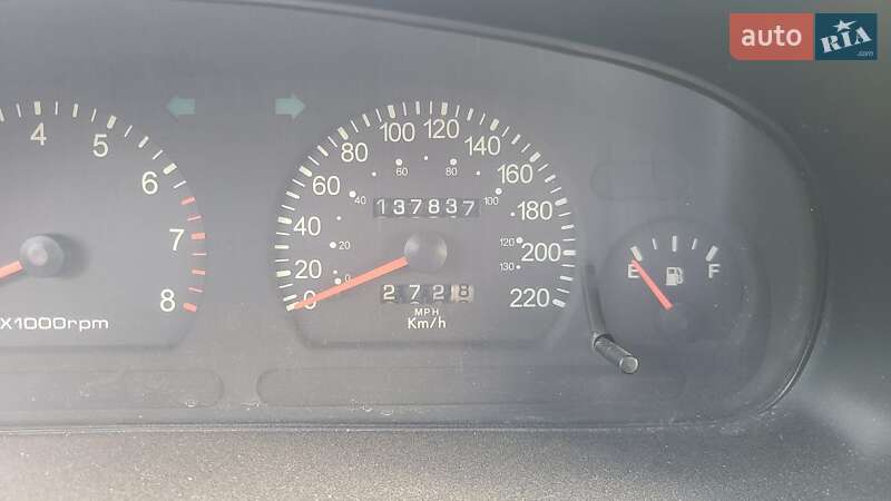 Универсал Kia Clarus 1998 в Киеве