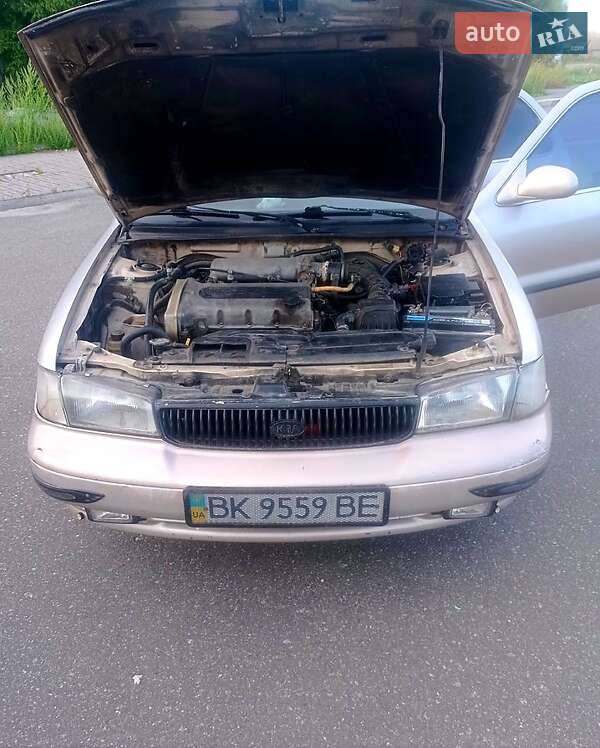 Седан Kia Clarus 1997 в Бердичеве
