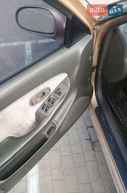Седан Kia Clarus 1997 в 