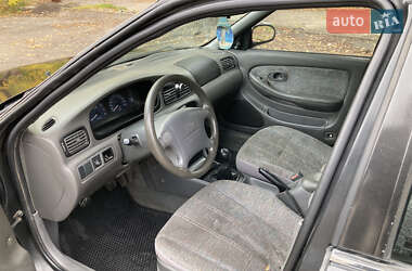 Седан Kia Clarus 1997 в 