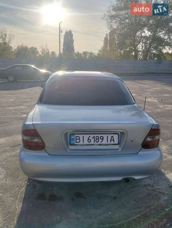 Седан Kia Clarus 1998 в Кременчуге